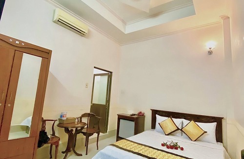 Ninh Kieu Hotel | Nama Hotel