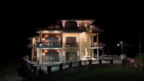 Khattalwada Apartment | NamahStay Cozy Family Living
