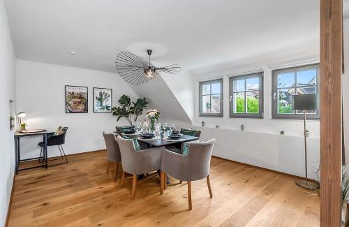 Bad Windsheim Apartment | NAMASTÉ Homes - Ferienwohnung mit Dachterrasse