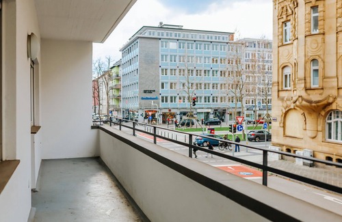 Schwetzingerstadt/Oststadt Apartment | namastay! Stylish living in the heart of Mannheim