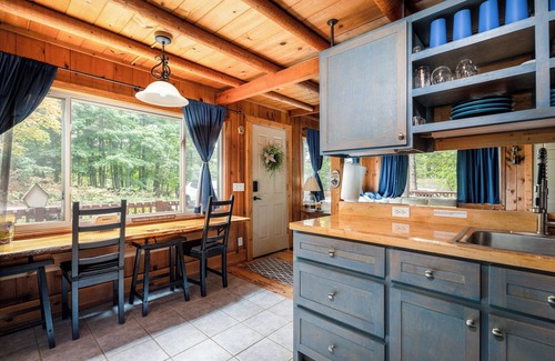Traverse City House | Namatch Island Cottage