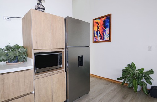 La Lindora House | Nambi Monteverde