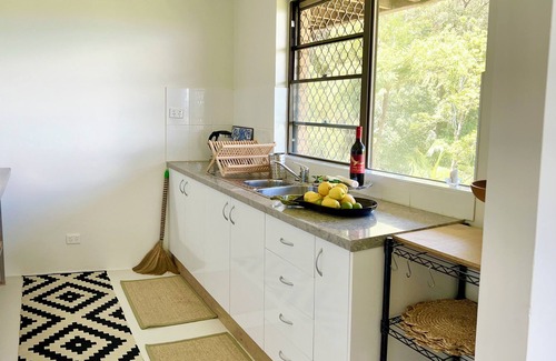 Nambucca Heads Apartment | Nambucca Rainforest Retreat. Secluded, Walkable