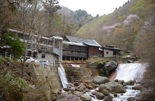 Yonezawa Hotel | Namegawaonsen Fukushimaya