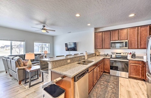Nampa House | Nampa Townhome ~ 18 Mi to Downtown Boise!