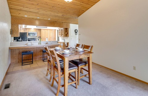 Nampa House | Nampa Vacation Rental Townhome Near Lake Lowell!