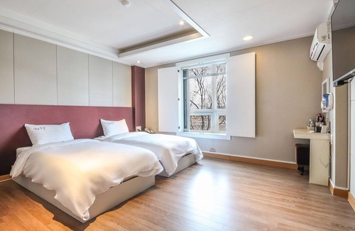 Namwon Hotel | Namwon Hotel Chunhyang