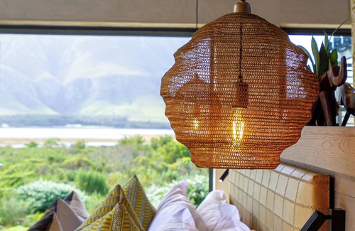 Stanford Villa | nAn exclusive retreat on the water's edge in a 160-hectare Fynbos wilderness.