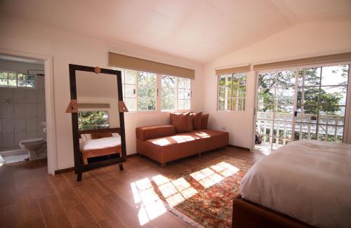 San Juancito House | Nan La Tigra