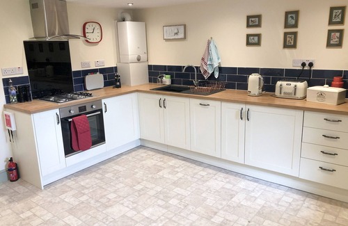 Glen Urquhart Cottage | NAN'S COTTAGE, family friendly, character holiday cottage in Beauly