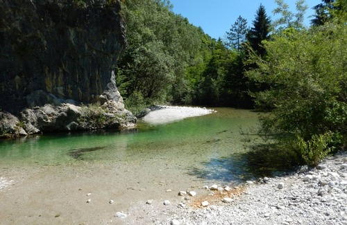 Tolmin Apartment | nAn unforgettable experience in nature awaits you in our apartment Trebušca