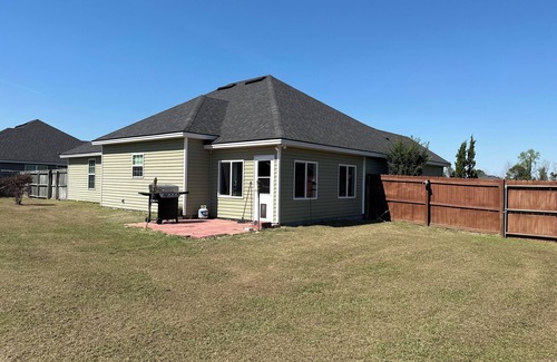 Valdosta House | Nana & PopPop’s Place nget away for Wild Adventures theme park