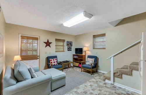Jasper House | Nana's Lakehouse: 3 BR, 3 BA in Jasper, Sleeps 10