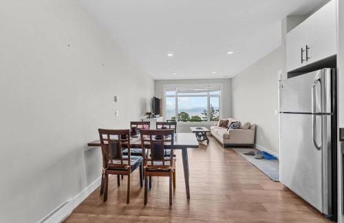 Regional District of Nanaimo House | Nanaimo 2BR Oceanview Suite w/Kitchen & Laundry