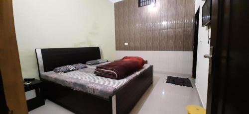Kalka Hotel | Nancy Guest House & Restaurant Morni