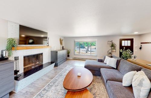 Eugene House | Nancy's Retreat