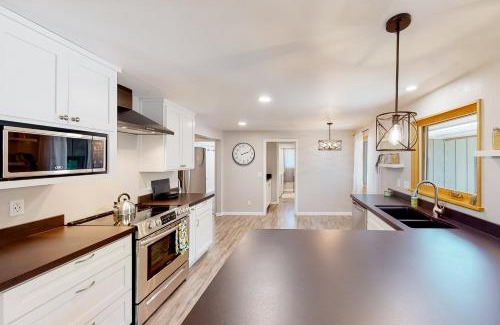 Eugene House | Nancy's Retreat