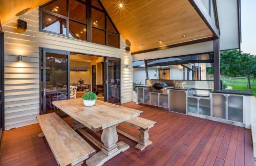 Yallingup House | Nanga Mai - Luxe Bushland Haven near Yallingup Beach