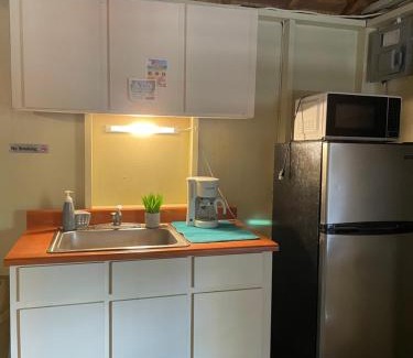 Culebra Pueblo House | Naniqui Cottage - Only Adults -Parking Golf Car Only