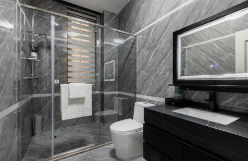 Dalian City Center House | Nanshan 1910 Garden B&B