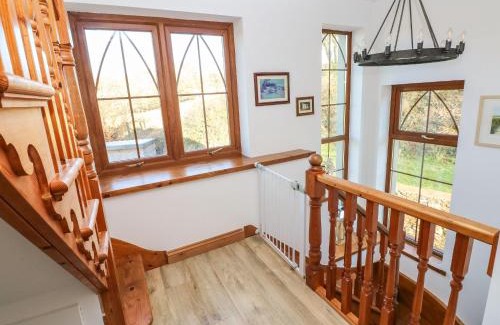 Mawr House | Nant Moel Isaf Farm
