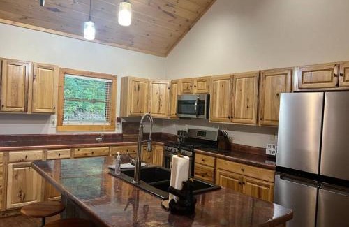 Almond House | Nantahala Nook, cabin w/hot tub,game room, & wifi