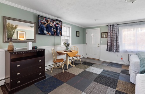 Hull Hotel | Nantasket Beach Hotel