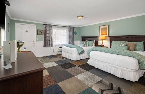 Hull Hotel | Nantasket Beach Hotel