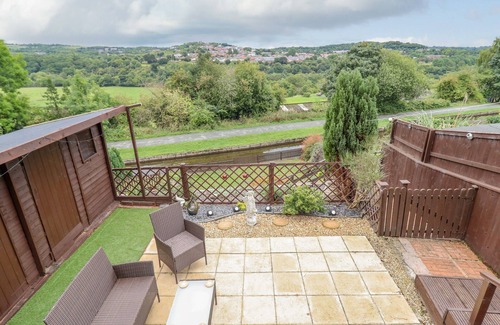 Froncysyllte Cottage | NANTCLWYD, family friendly, character holiday cottage in Llangollen