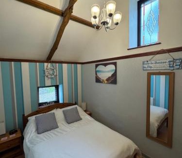 Llandyssiliogogo House | Nanternis Farm