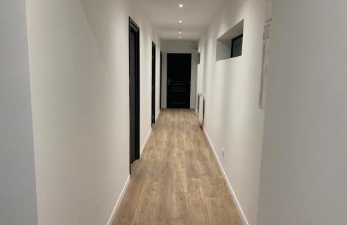 Parc-Nord House | Nanterre Room