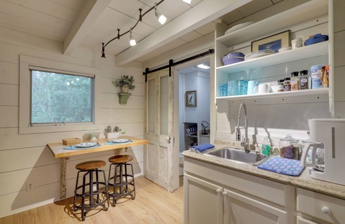 Fernandina Beach Apartment | 'Nantucket Cottage' w/Fishing Dock + Sunsets