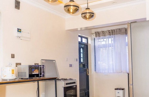 Nanyuki Villa | Nanyuki Likizo Castle/5 bedroom/All ensuit/MtnKenya/Olpejeta/Camping/Hiking