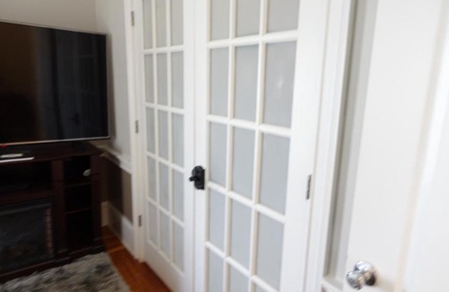 Springfield Bed & Breakfast | Naomi's Inn Bed & Breakfast