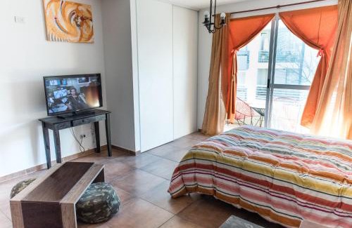 Saavedra Apartment | Naon Arts Experience