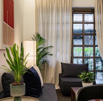 Bangkok Old Town Apartment | Nap Boriphat