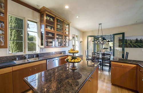 St. Helena House | Napa Valley View