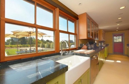 Napa House | Napa Valley Wine Country Retreat surrounded by Vineyards & Salt Water Pool