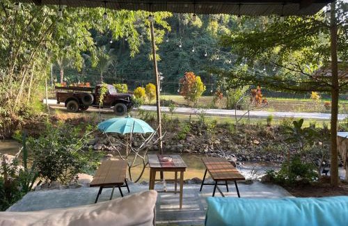 Mae Kon Apartment | Napa White Villa river front