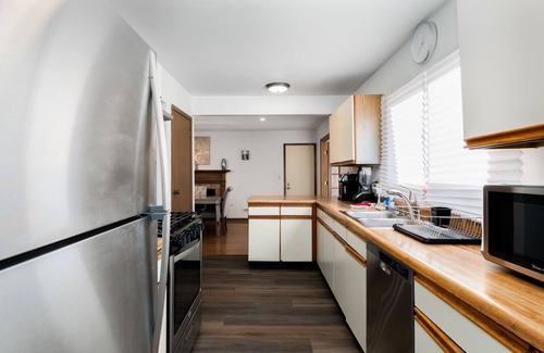 Fox Valley House | Naperville Rental- Knoll Drn