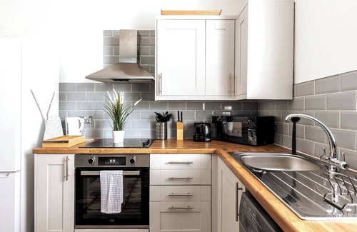 Barry Apartment | Naphtali Suite by Koya Homes