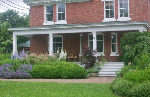 Campbellton Apartment | Napier House