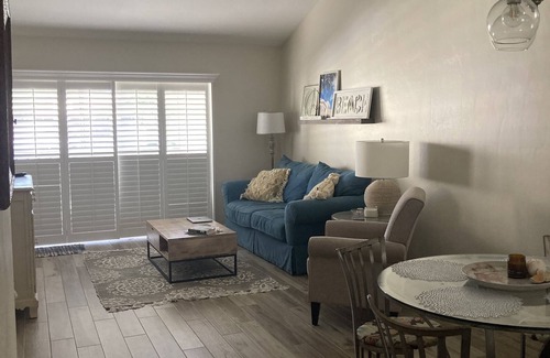 Crown Pointe Condo | Naples condo in quiet neighborhood
