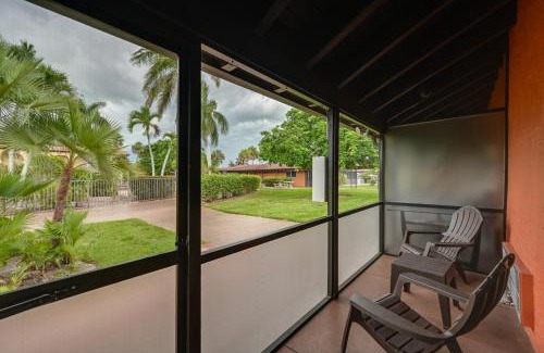 Naples Apartment | Naples Escape with Community Pool and Marina View!
