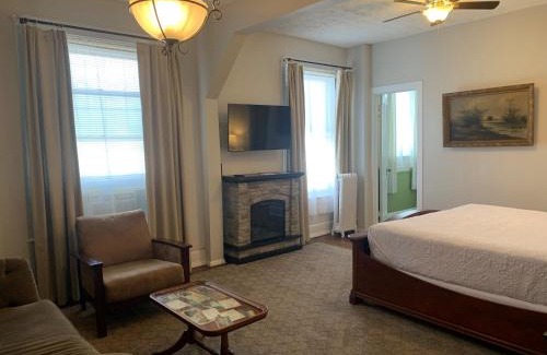 Naples Hotel | Naples Hotel