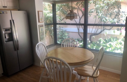 North Naples Condo | Naples - Lovely, quiet one floor villa/condo, west of 41, minutes from beaches