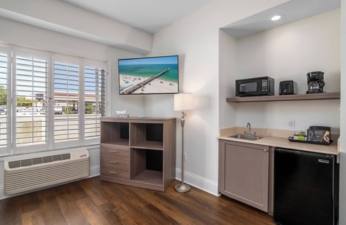 Redevelopment Area Hotel | Naples Park Central Hotel