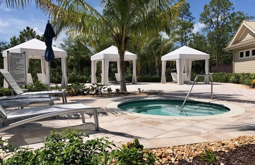 Naples House | Naples. Private Pool. 5BR/3BA. Resort Style Living. Winding Cypress