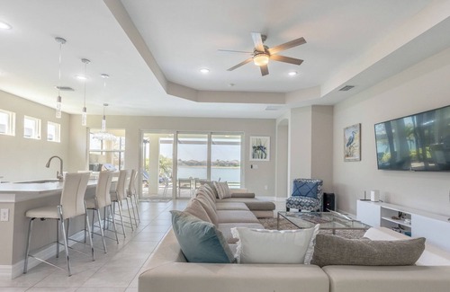 Naples House | Naples Reserve Brand New 4BDR Home