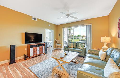Naples House | Naples Resort Townhome with Screened Patio!